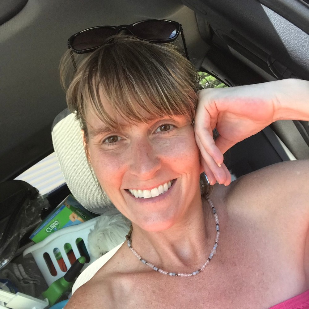 Meet your Posher, Jennifer